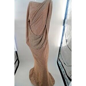 Betsey & Adam Women's Size 16 Metallic Gold/Silver Celine Boat Neck Crinkle Gown